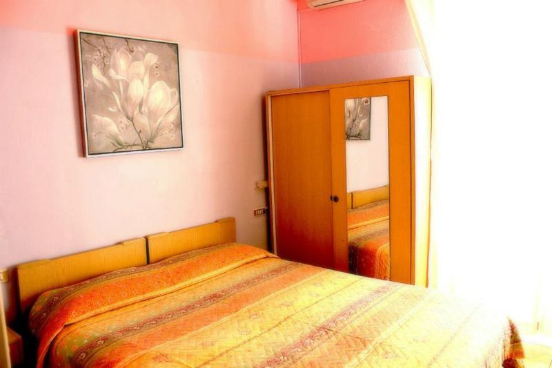 Hotel Marinella Rimini Dış mekan fotoğraf
